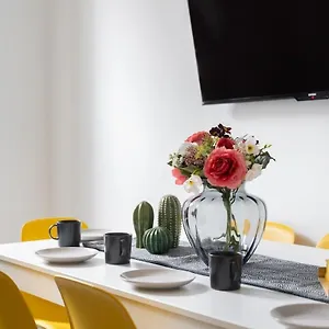 90m2 Fuer Bis Zu 12 Personen - Innenstadt Apartment